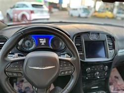 کرایسلەر 300